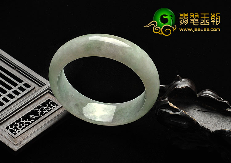 糯冰种晴水缅甸翡翠A货手镯（55.1mm）