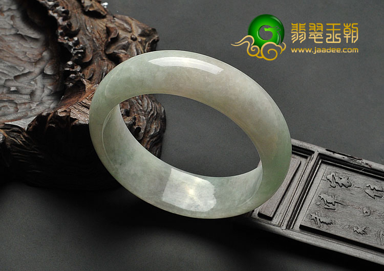 糯冰种晴水缅甸翡翠A货手镯（55.1mm）