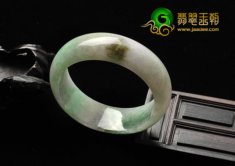 糯冰种春带彩缅甸翡翠A货手镯（51.1mm）