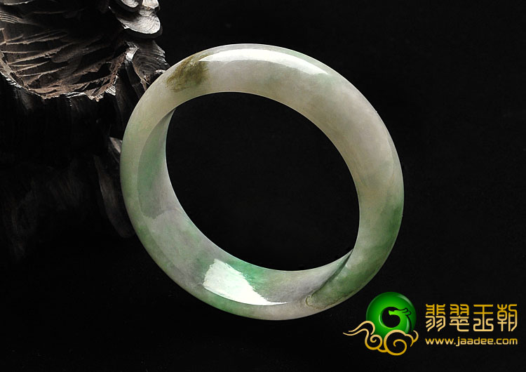 糯冰种春带彩缅甸翡翠A货手镯（51.1mm）