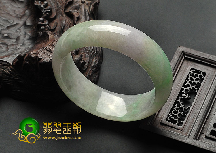 糯冰种春带彩缅甸翡翠A货手镯（51.1mm）