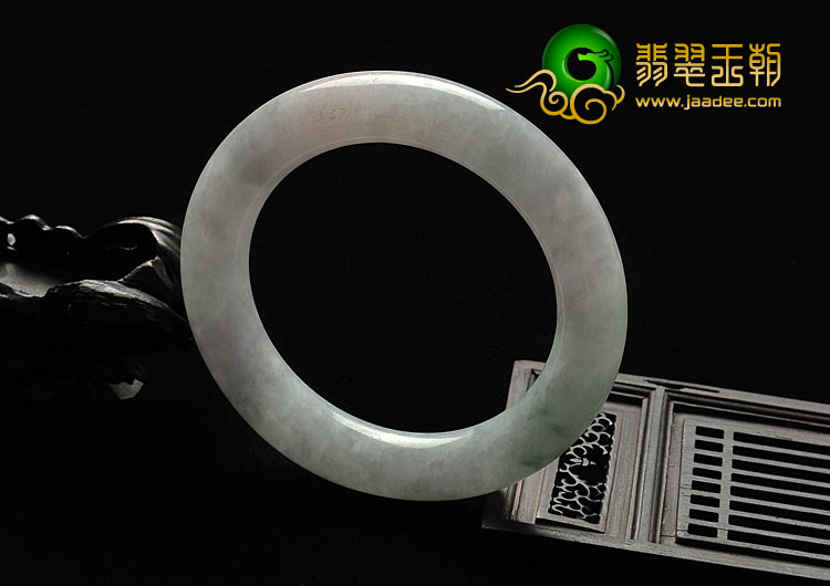 糯冰种淡紫罗兰飘花缅甸翡翠A货圆条手镯（57.4mm）