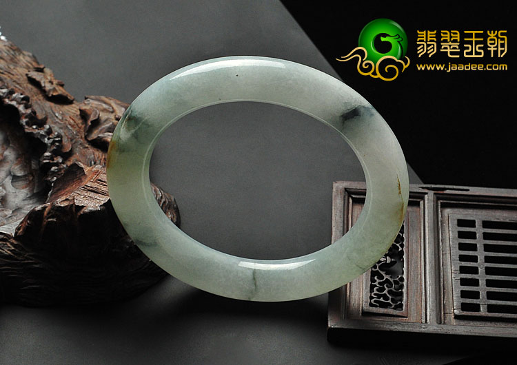 糯冰种黄翡飘花缅甸翡翠A货圆条手镯（58.5mm）