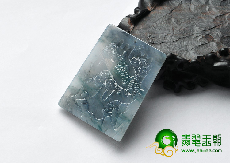 冰种水墨色飘花缅甸翡翠A货虎虎生威挂件