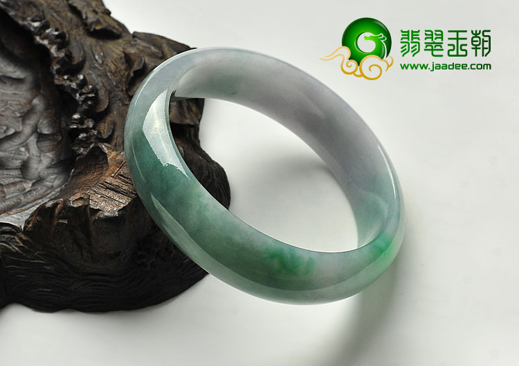 糯冰种春带彩缅甸翡翠A货手镯（57.3mm）