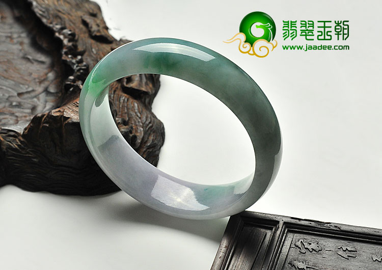糯冰种春带彩缅甸翡翠A货手镯（57.3mm）