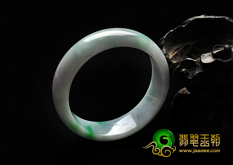 糯冰种春带彩缅甸翡翠A货手镯（56.2mm）