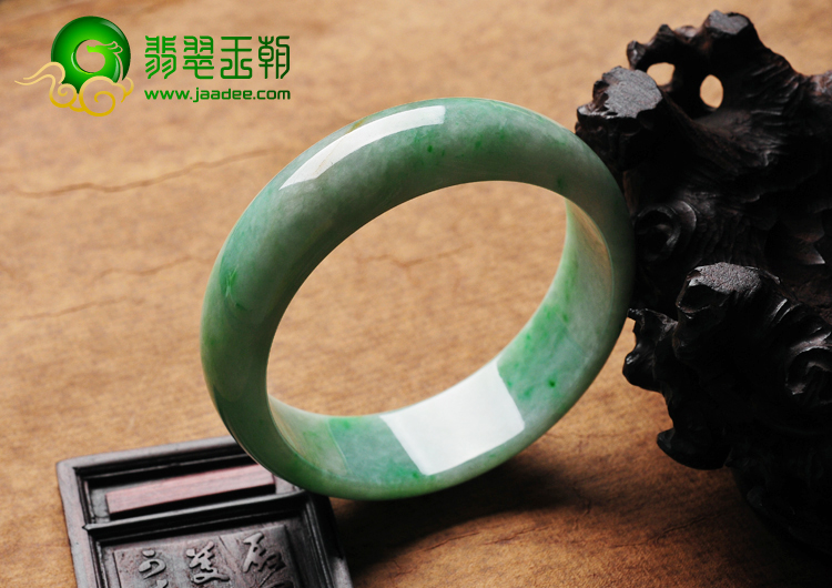 糯冰种翠色略带黄翡缅甸翡翠A货手镯（59.7mm）