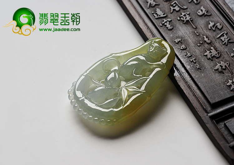 冰种黄翡缅甸翡翠A货灵猴抱竹挂件