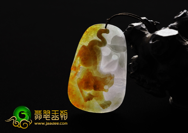糯冰种红黄翡缅甸翡翠A货老虎下山挂件