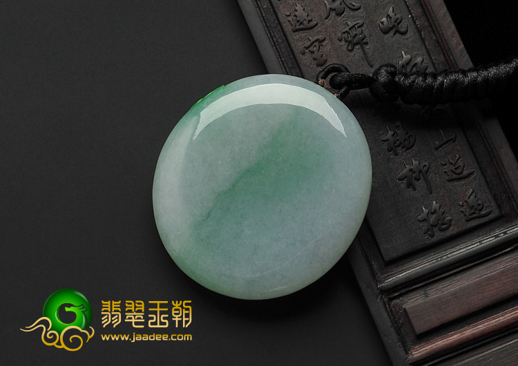 糯冰种飘翠缅甸翡翠A货玉佛挂件