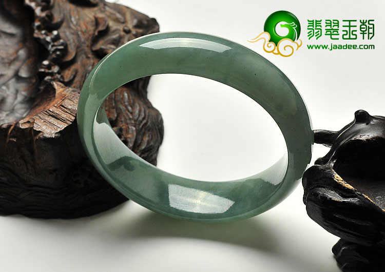 糯冰种蓝水缅甸翡翠A货手镯（52.2mm）