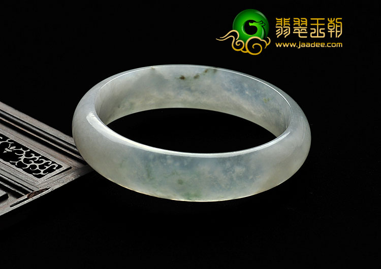 冰种略飘花缅甸翡翠A货手镯（58mm）