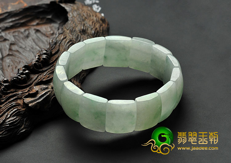 糯冰种飘花缅甸翡翠A货手链