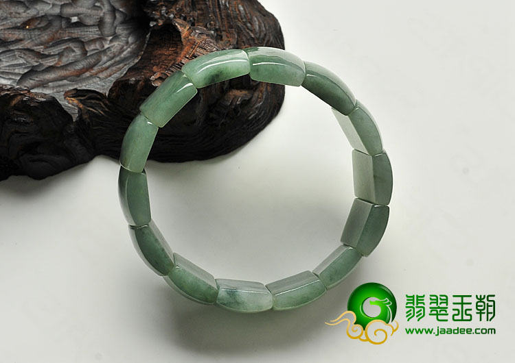 feicui糯冰种晴水缅甸翡翠A货手链