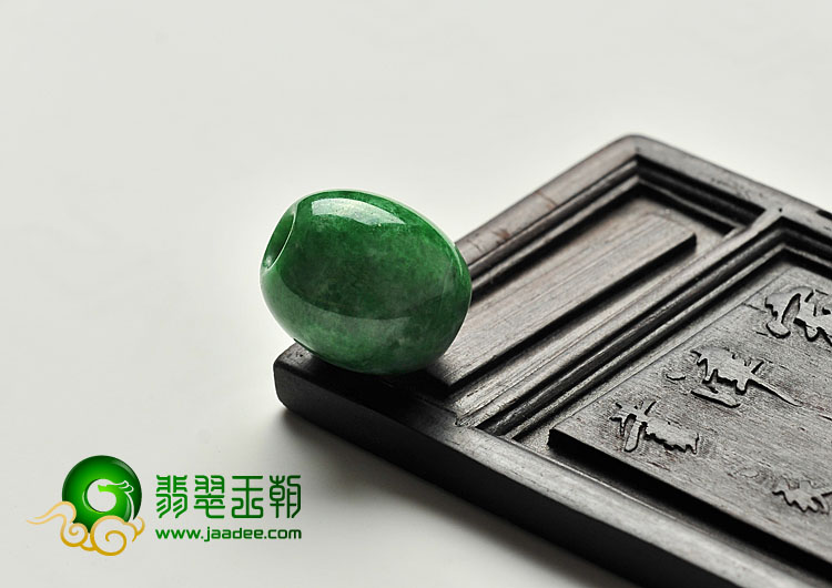 细糯种阳绿满绿缅甸翡翠A货路路通挂件