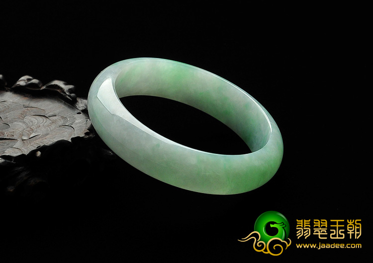 糯冰种翠色缅甸翡翠A货手镯（ 56.7mm）