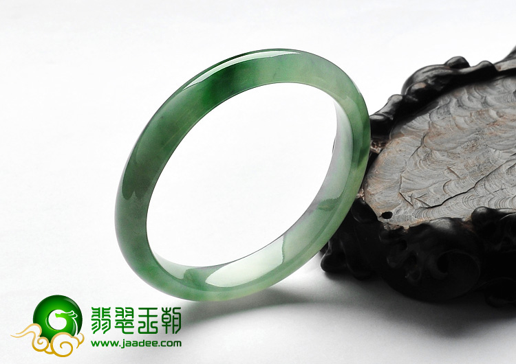 冰种飘花缅甸翡翠A货贵妃镯（55.5mm-48.9mm）