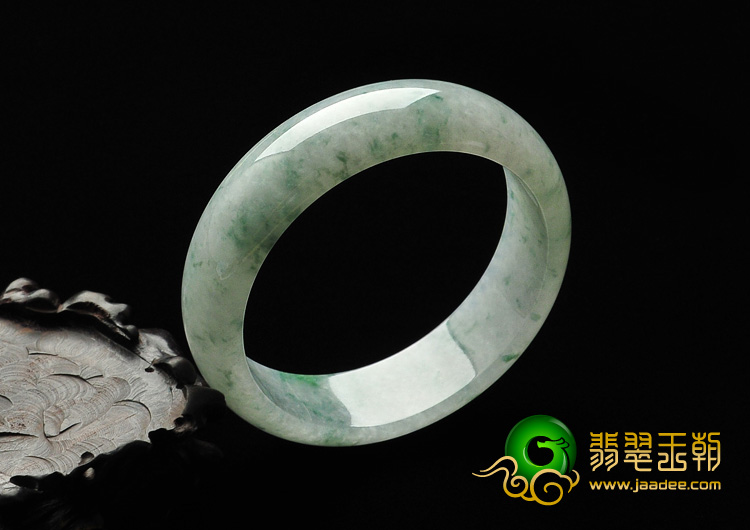 糯冰种飘花缅甸翡翠A货手镯（57.1mm）