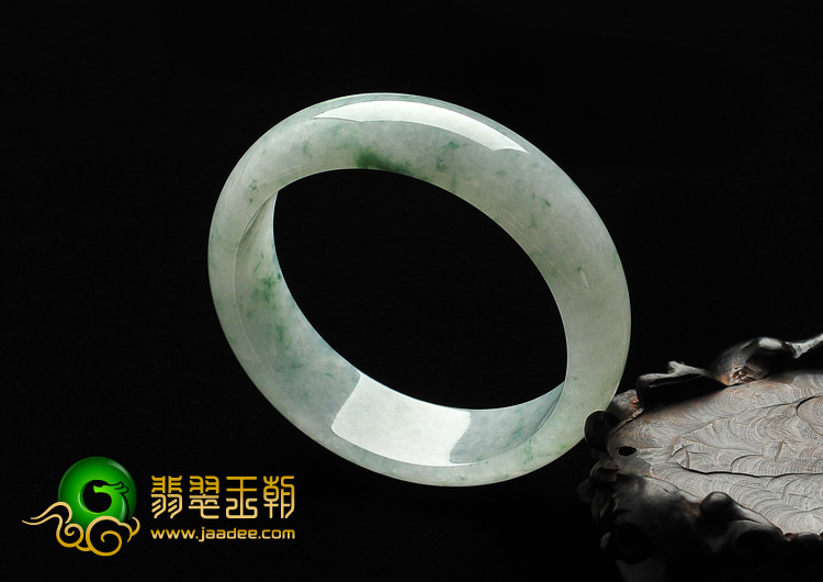 糯冰种飘花缅甸翡翠A货手镯（57.1mm）