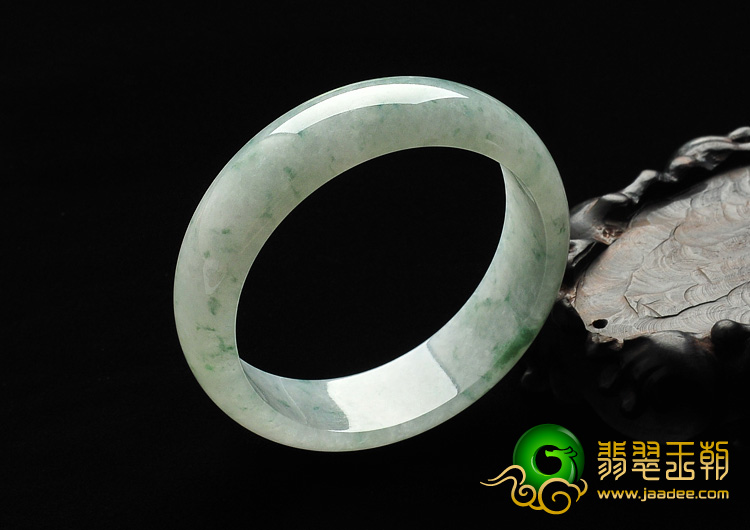 糯冰种飘花缅甸翡翠A货手镯（57.1mm）