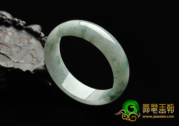 糯冰种飘花缅甸翡翠A货手镯（56.7mm）