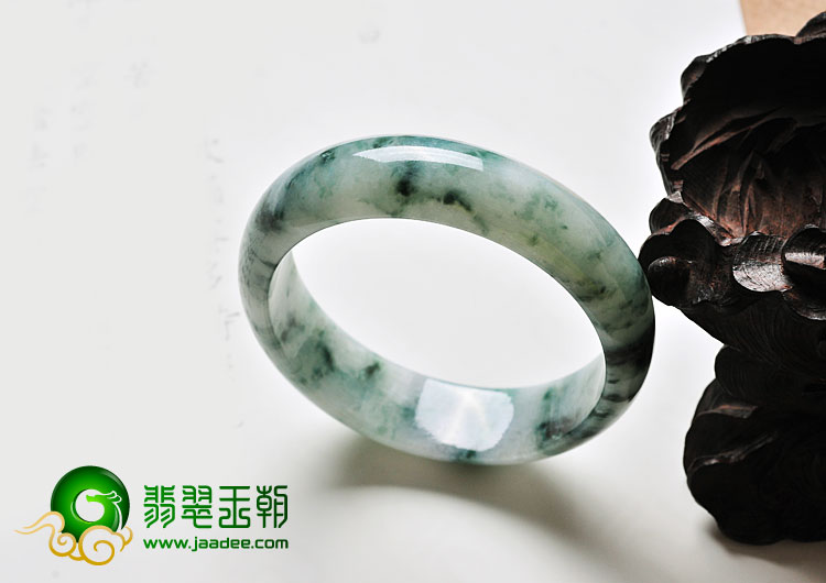 糯冰种飘花缅甸翡翠A货手镯（53mm）