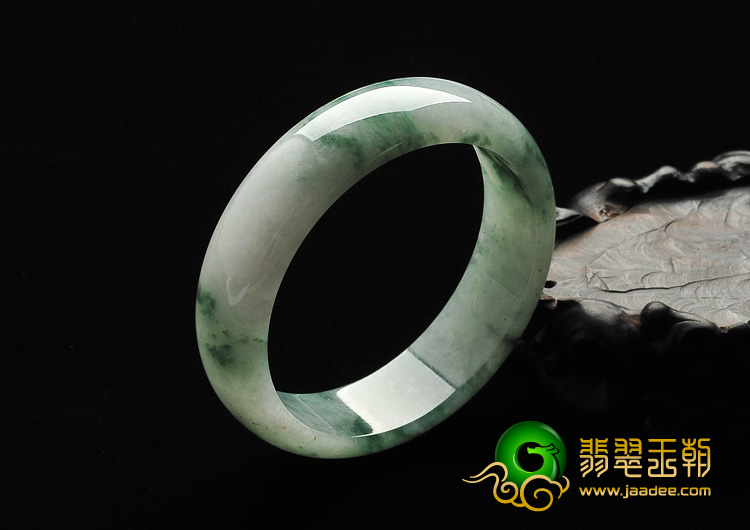 糯冰种飘花缅甸翡翠A货手镯（57.3mm）