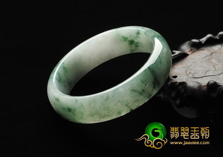 糯冰种飘花缅甸翡翠A货手镯（57.3mm）