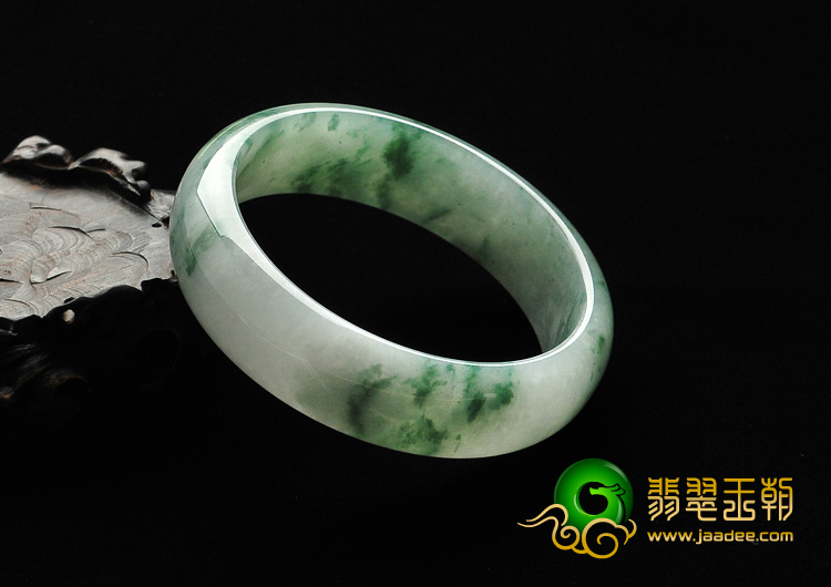 糯冰种飘花缅甸翡翠A货手镯（57.3mm）