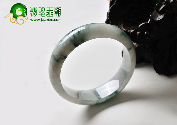 糯冰种飘花缅甸翡翠A货手镯（54.5mm）