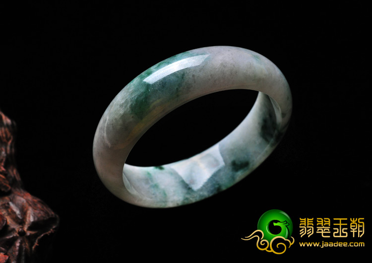 糯冰种飘花缅甸翡翠A货手镯（54.5mm）