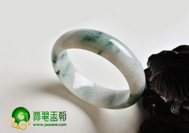 糯冰种飘花缅甸翡翠A货手镯（54.5mm）