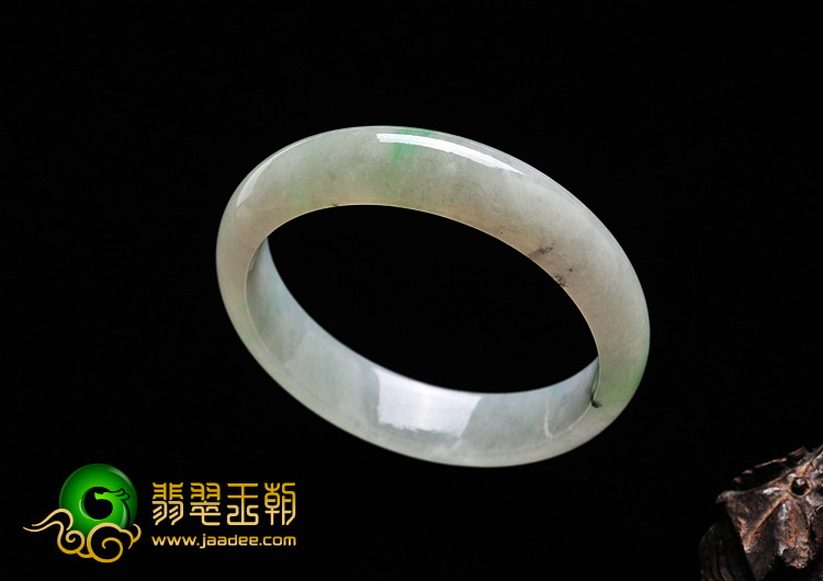 糯冰种飘翠缅甸翡翠A货手镯（53.1mm）