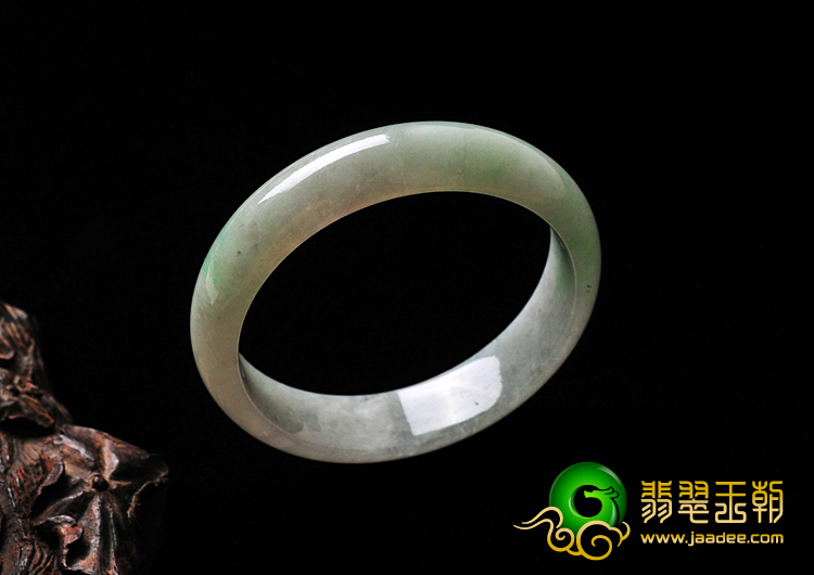 糯冰种飘翠缅甸翡翠A货手镯（53mm）