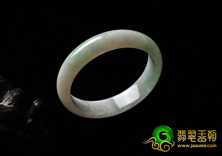 糯冰种飘翠缅甸翡翠A货手镯（53mm）
