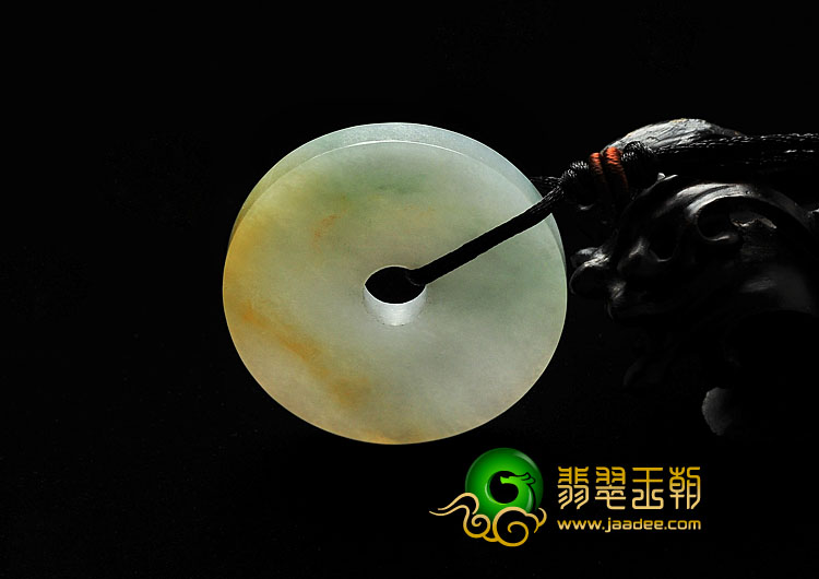 (超值推荐)糯冰种淡黄加绿缅甸翡翠A货平安扣挂件