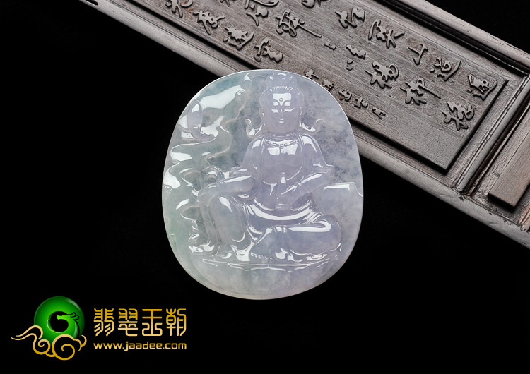冰种淡春带彩缅甸翡翠A货观音挂件