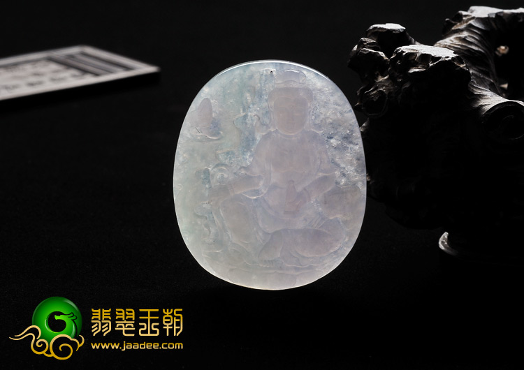 冰种淡春带彩缅甸翡翠A货观音挂件