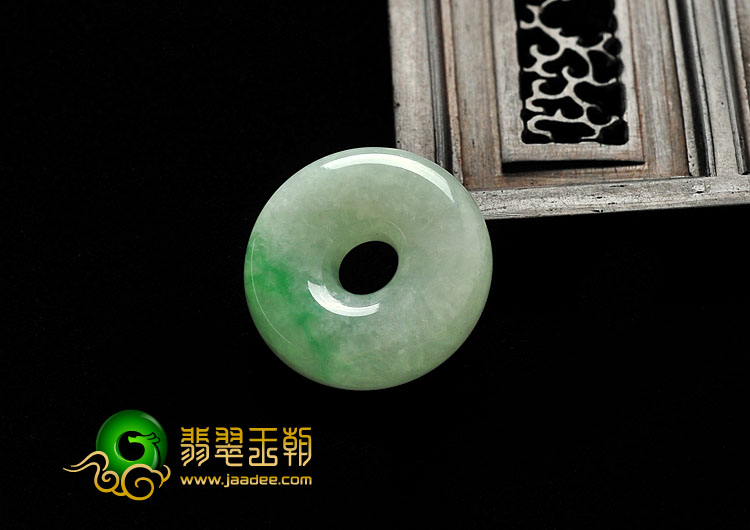 糯冰种飘翠缅甸翡翠A货平安扣挂件