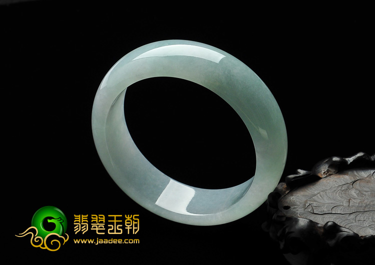 糯冰种晴水缅甸翡翠A货手镯（61.2mm）