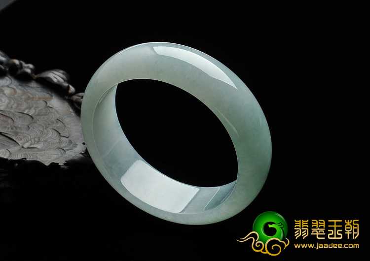 糯冰种晴水缅甸翡翠A货手镯（61.2mm）