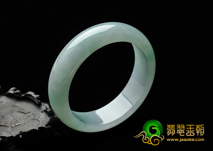 糯冰种晴水缅甸翡翠A货手镯（61.6mm）