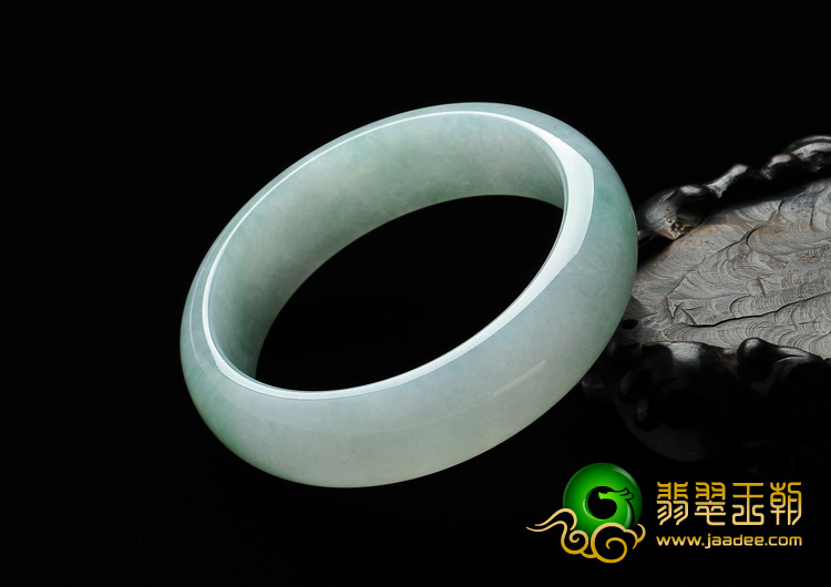 糯冰种晴水缅甸翡翠A货手镯（61.6mm）