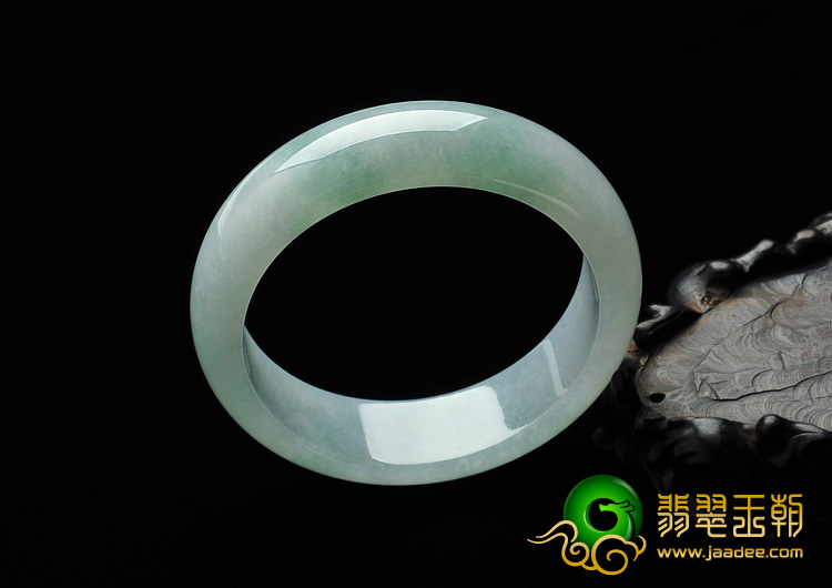糯冰种晴水缅甸翡翠A货手镯（61.6mm）