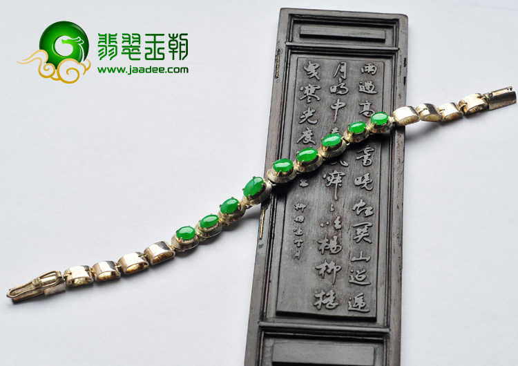 冰种阳绿缅甸翡翠A货手链面