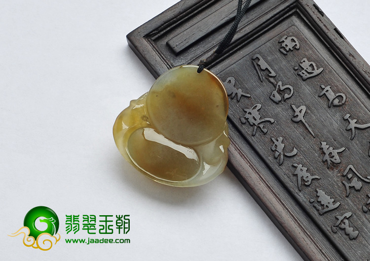 冰种黄翡缅甸翡翠A货玉佛挂件