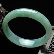 糯冰种豆色缅甸翡翠A货手镯（56.8mm）