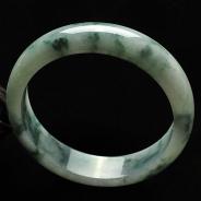 糯冰种飘花缅甸翡翠A货手镯（61mm）