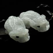 糯冰种晴水缅甸翡翠A货貔貅挂件（一对）